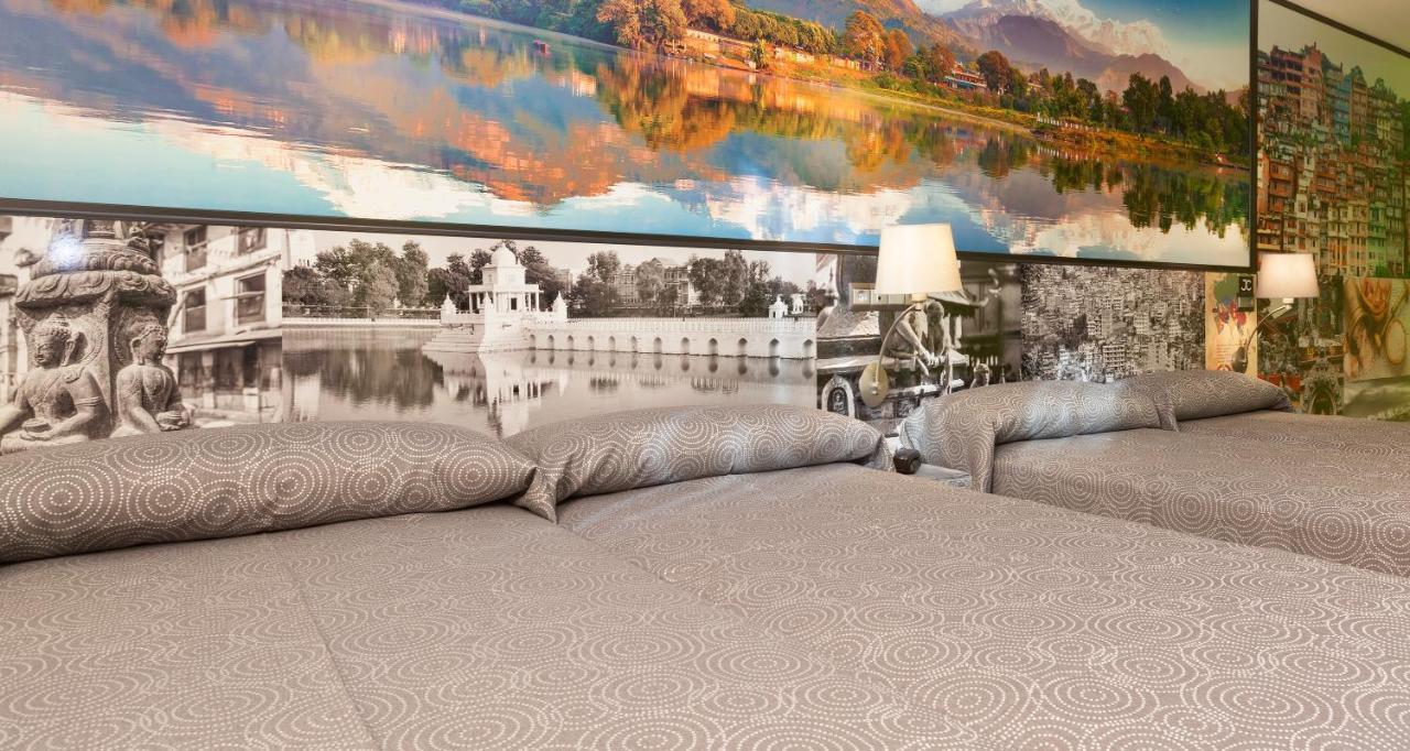 Jc Rooms Jardines Madrid Eksteriør billede